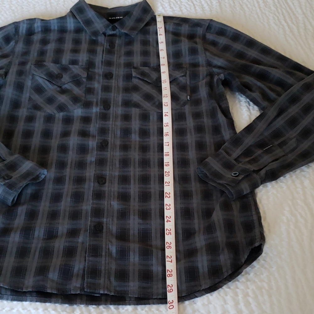 Vans Plaid Long Sleeve  Button Down Shirt - Picture 9 of 11